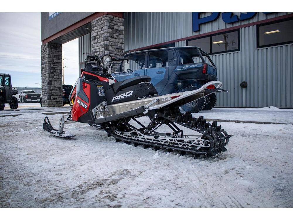 2024 Polaris 850 Pro Rmk Slash 155 Indy Red alt