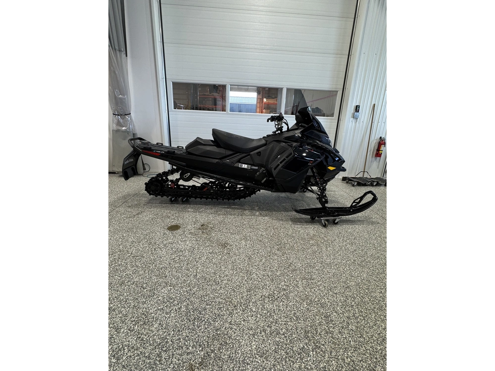 2024 Ski-doo Renegade X 900 R alt