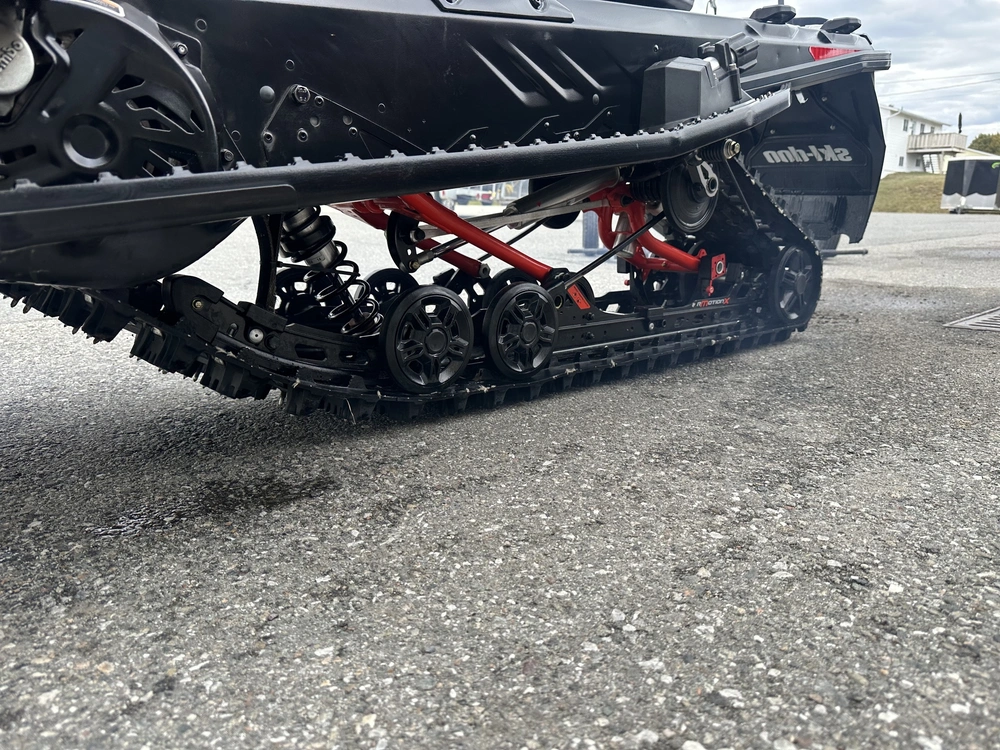 2022 Ski-doo Renegade Xrs 850 E-tec Ice Ri alt