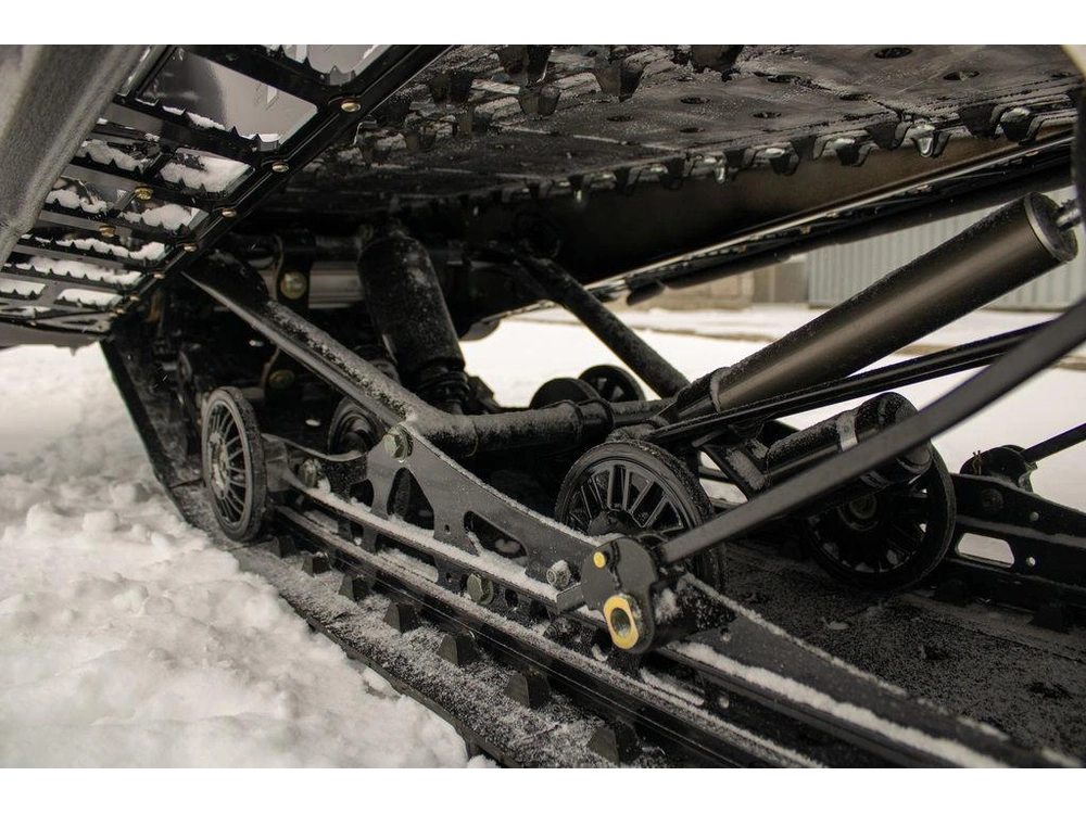 2025 Polaris Prostar S4 Titan Adv 155 alt