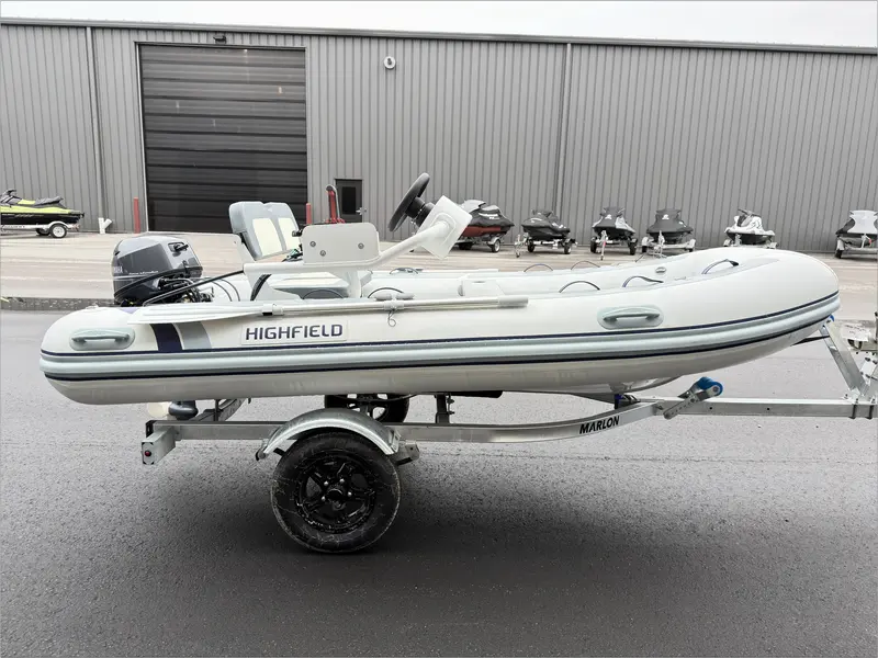 2023 Highfield CL360