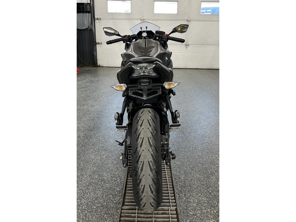 Kawasaki Z650 2021 alt