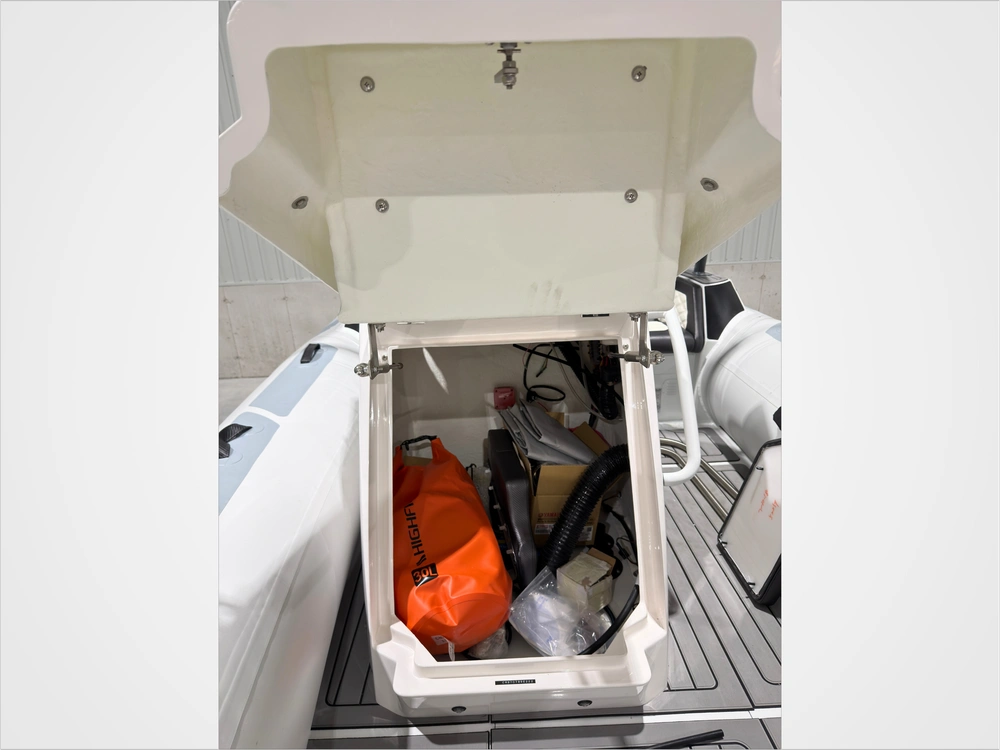 2023 Highfield Sp520 alt