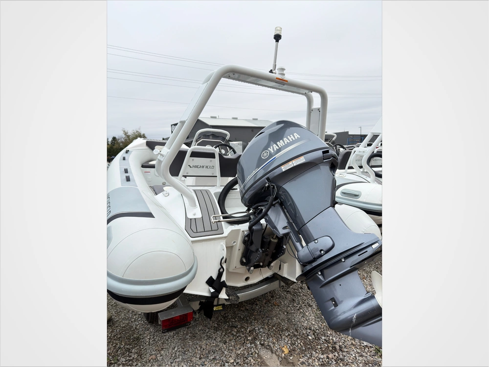 2023 Highfield Sp460 alt