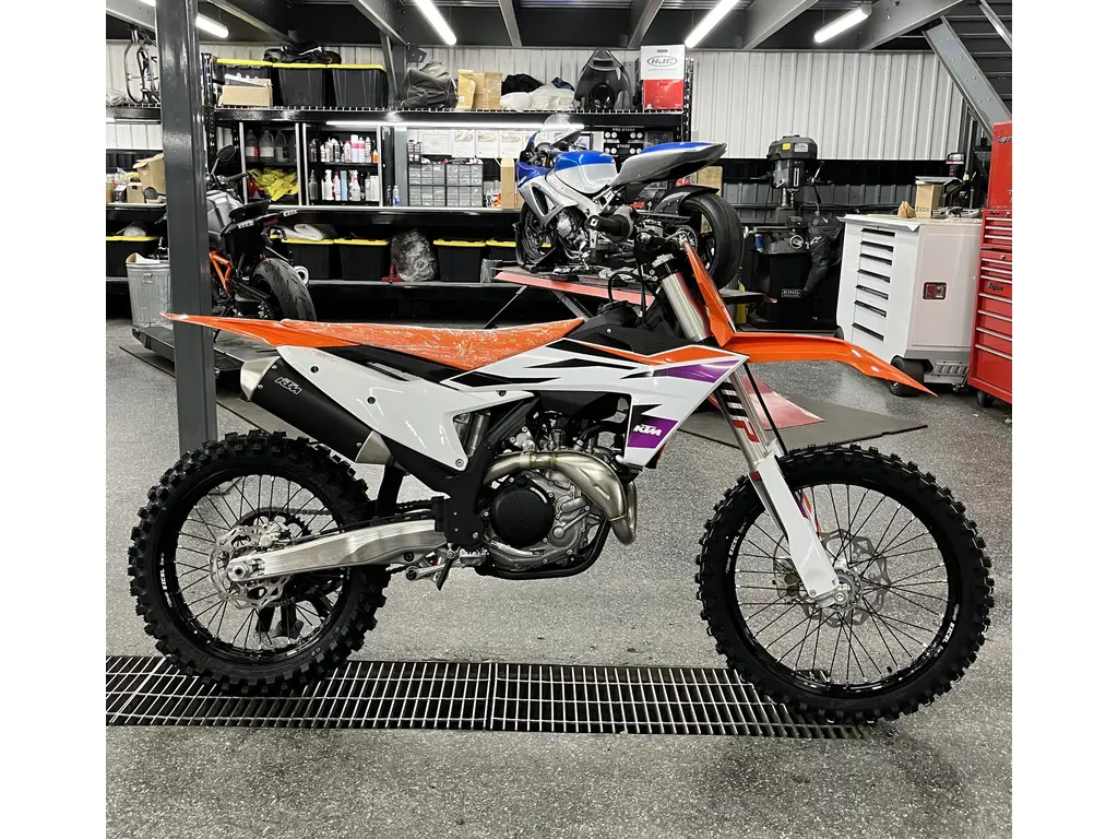 KTM 450 SX-F  2024