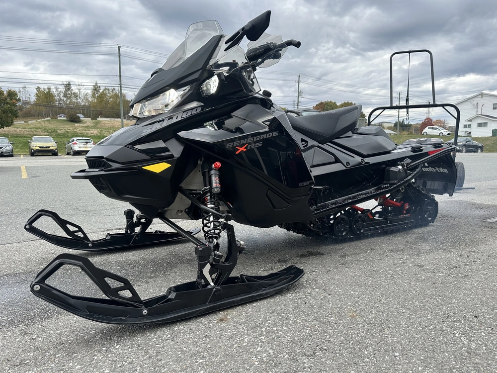 2022 Ski-doo Renegade Xrs 850 E-tec Ice Ri alt