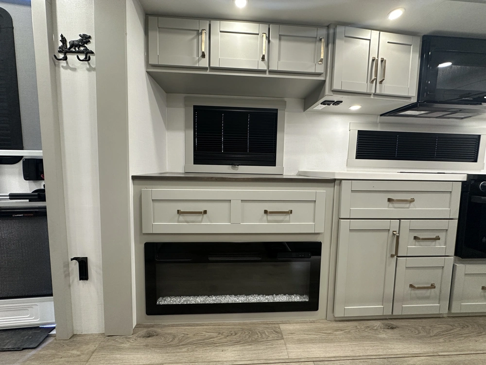 Brinkley Rv Z-air 285 2025 alt