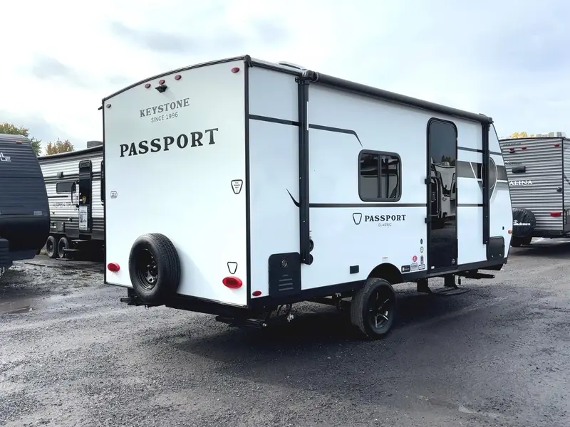 2026 Passport 160RBC P