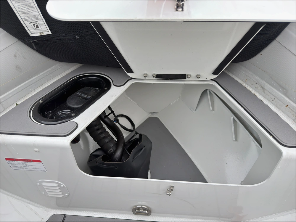 2023 Highfield Sp460 alt