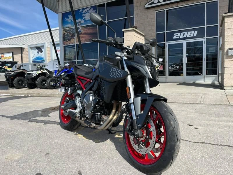 Suzuki Gsx-8s 2025 alt