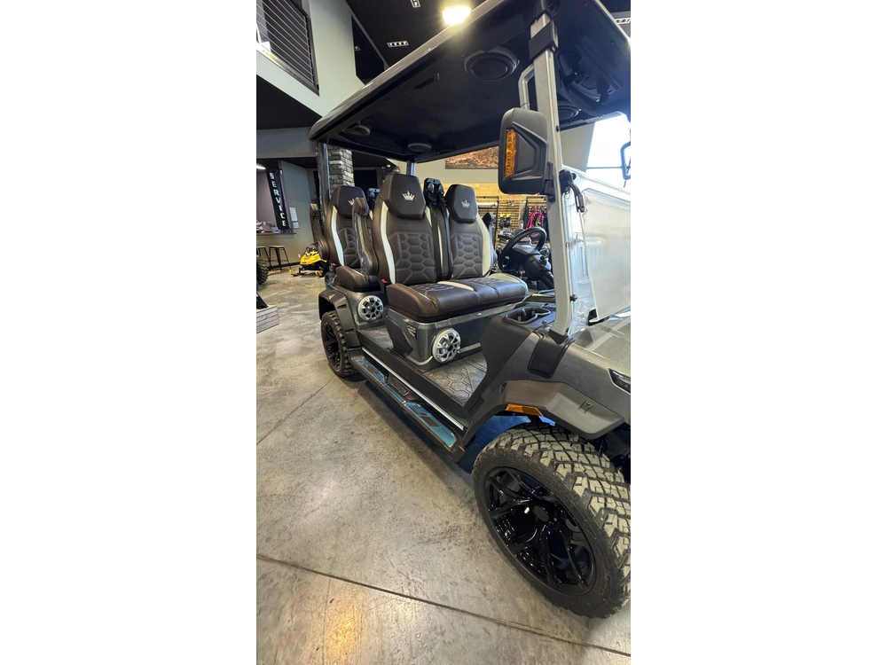 2026 Hdk D-max Xt4 alt
