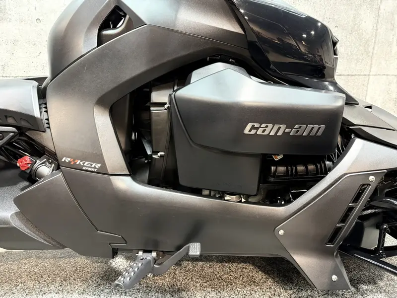 2023 Can-Am Ryker Sport 900 ACE | Valise