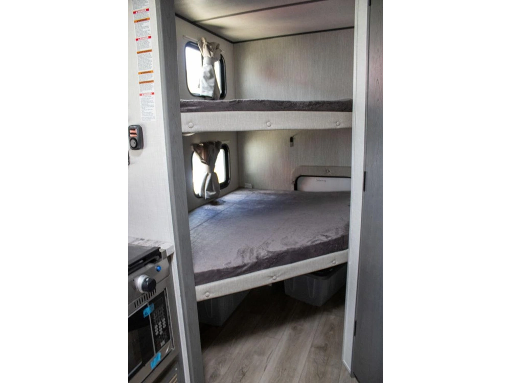 2025 Forest River Ozark 2690bhl-98 alt