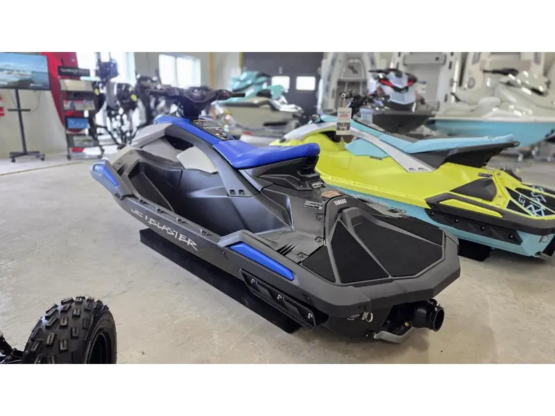 2025 Yamaha Jetblaster thumbnail 2