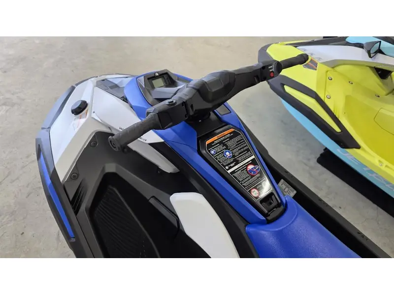 2025 Yamaha Jetblaster thumbnail 4