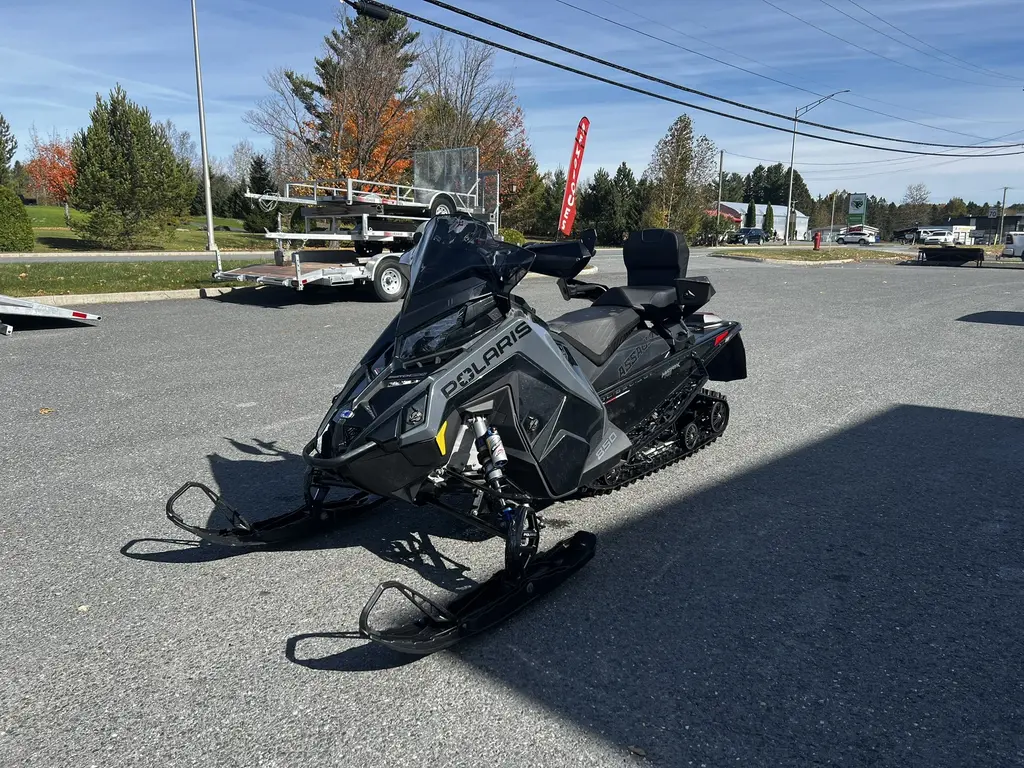 Polaris SWITCHBACK ASSAULT 146 850 2021 - S21TLC8RS