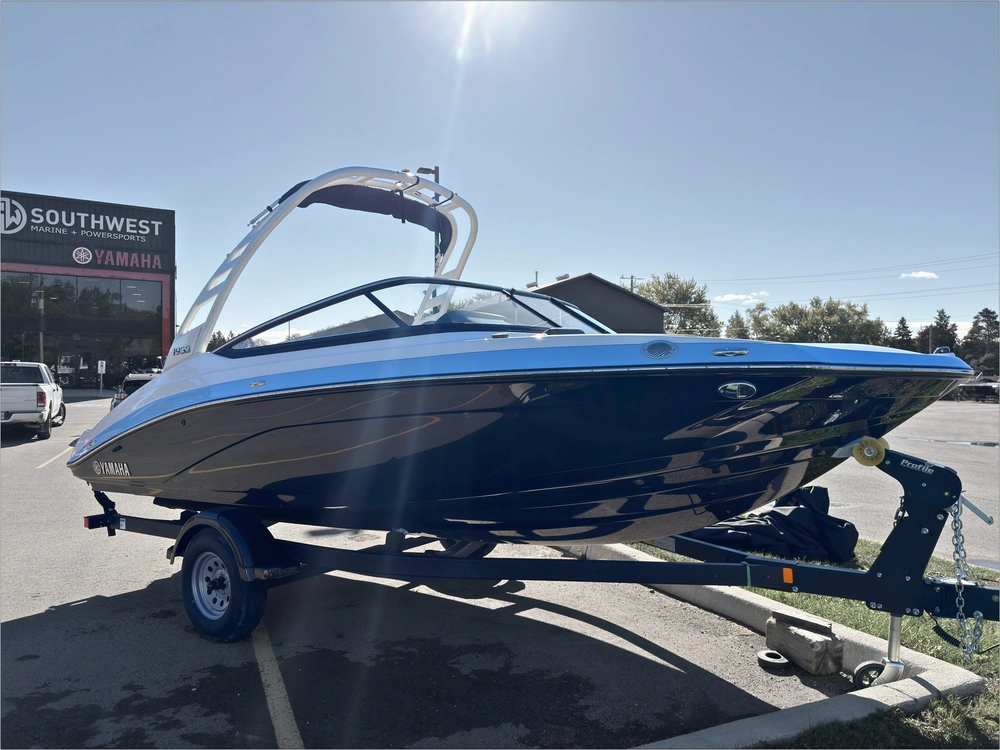 2025 Yamaha 195s - Demo -low Hours alt
