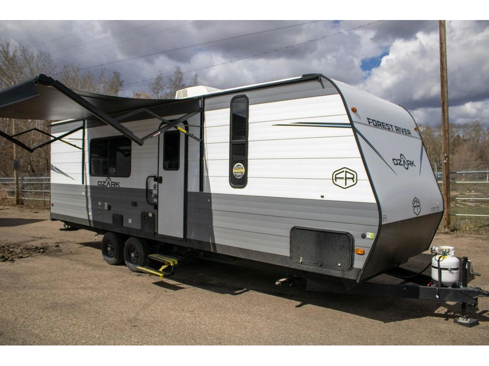 2025 Forest River Ozark 2400bh-98 alt