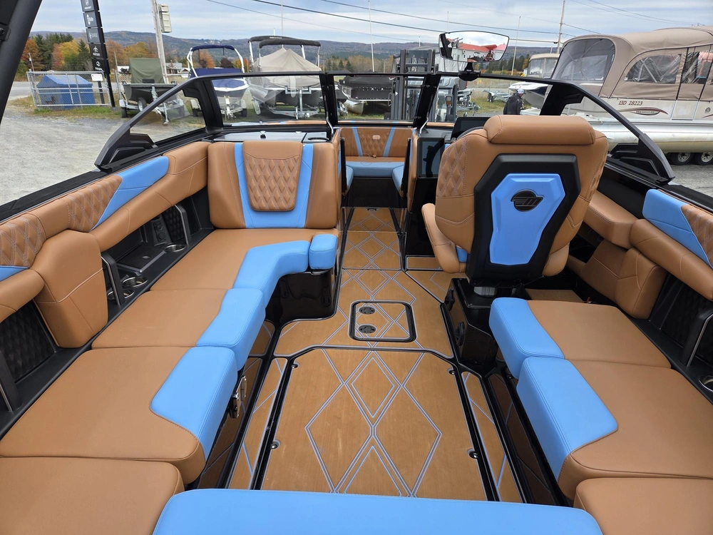 Malibu M230 2025 alt