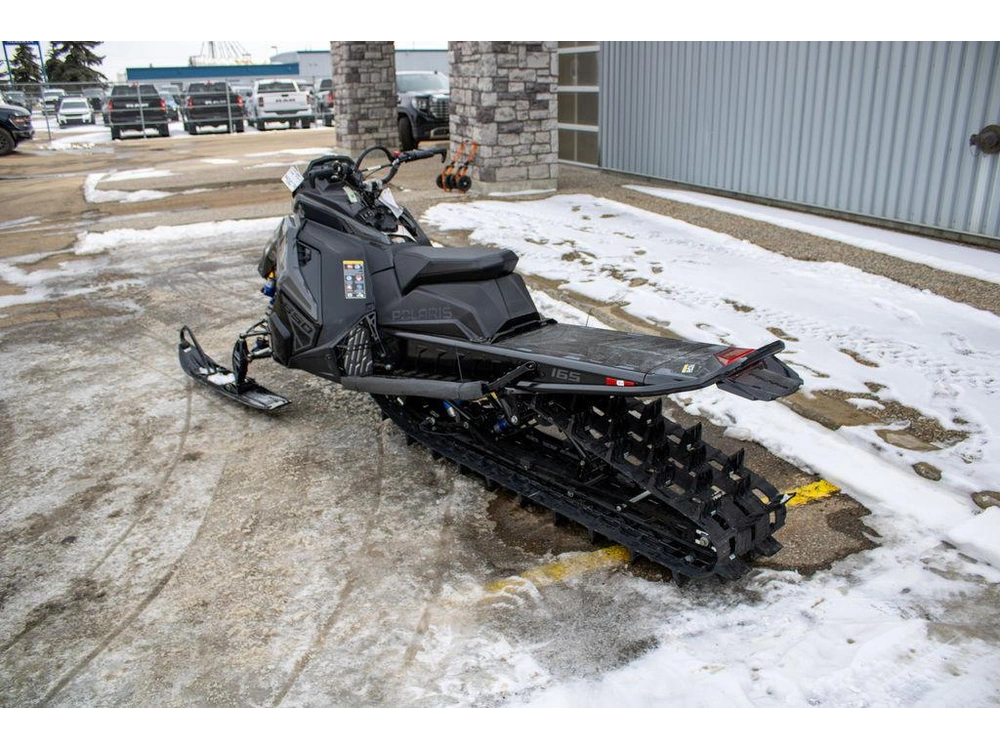 2024 Polaris 850 Rmk Khaos Slash 165 - Gloss Black / Shadow Gray alt