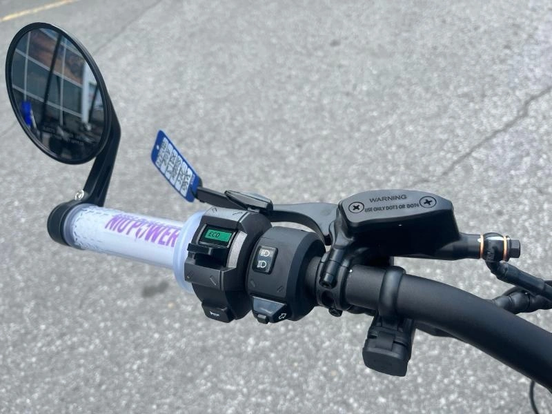 Niu Xqi3 Noir 2025 alt