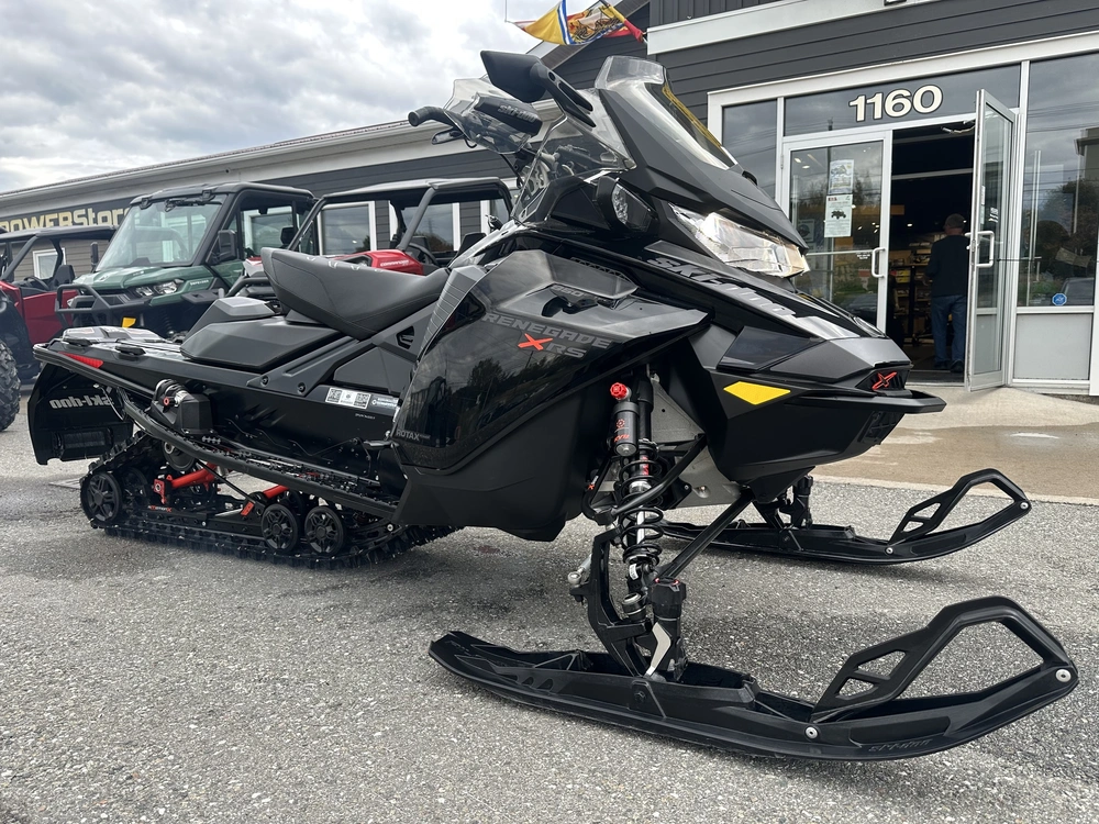 2022 Ski-doo Renegade Xrs 850 E-tec Ice Ri alt