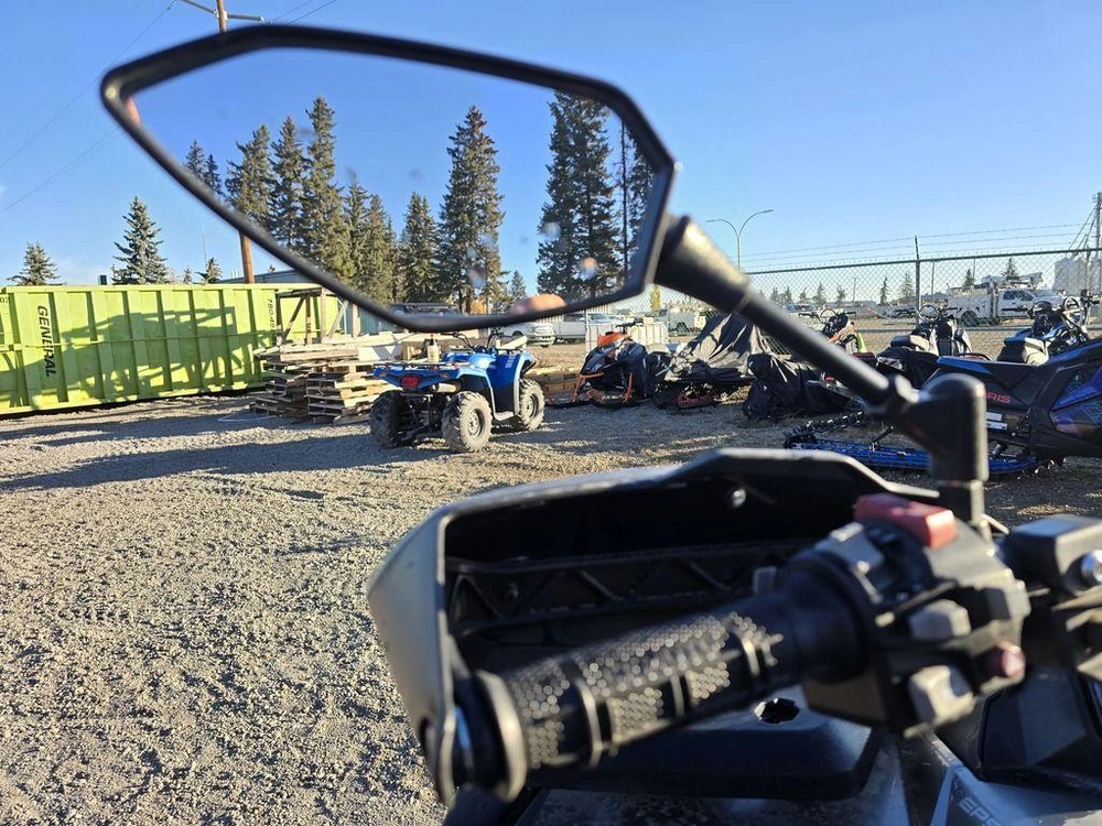 2025 Cfmoto Cforce 600 Touring alt