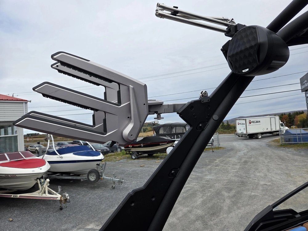 Malibu M230 2025 alt