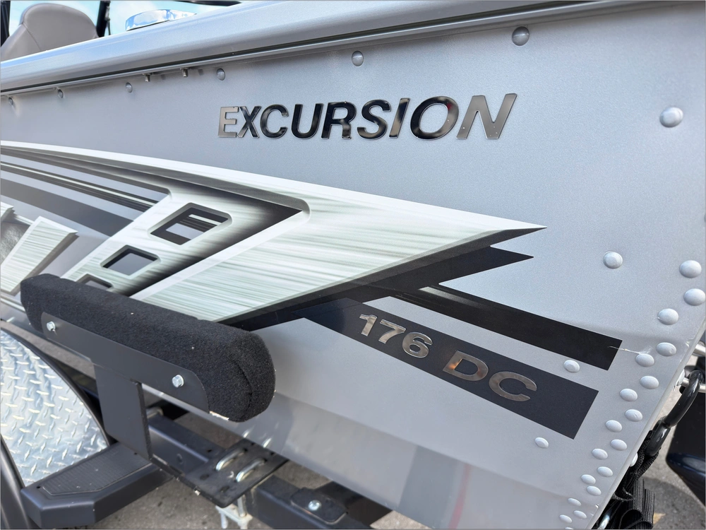 2023 Smoker-craft Excursion 176 Dc alt