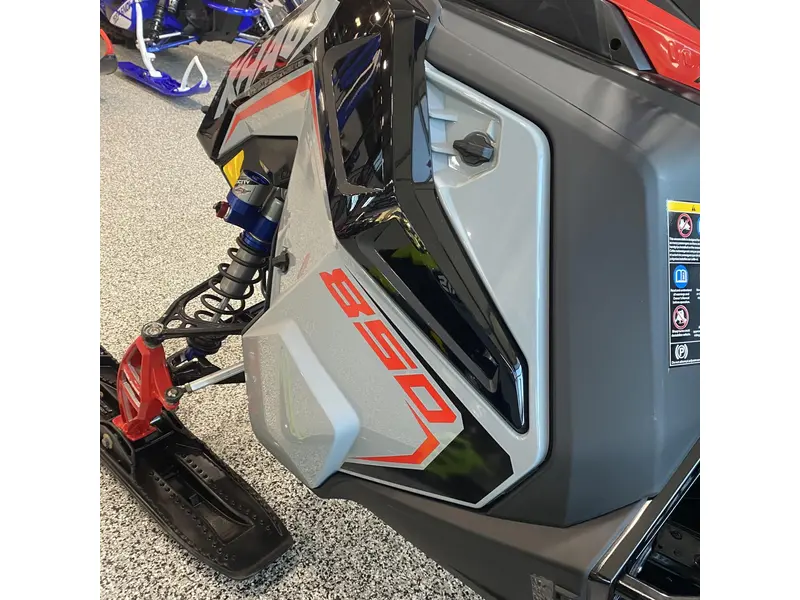2025 Polaris 850 RMK KHAOS 165