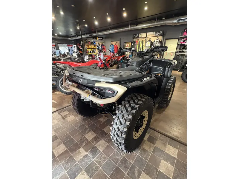 Can-Am OUTL BAC 1000R 2026