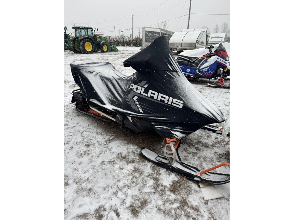 2014 Polaris 800 Switchback® Pro-r Le alt