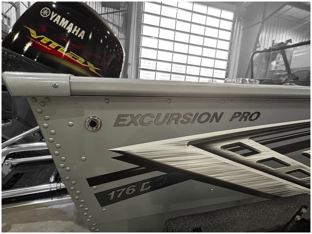 2023 Smoker-craft Excursion 176 Dc alt