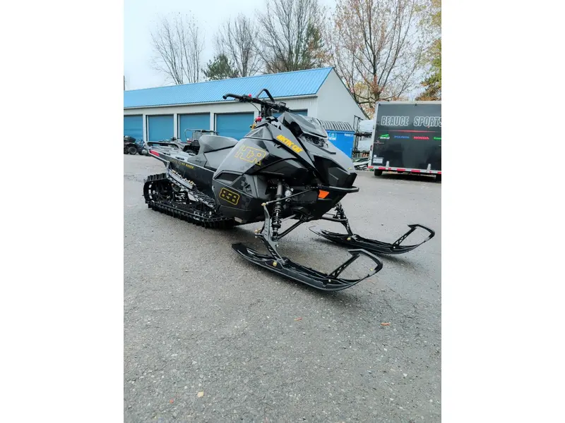 2026 Arctic Cat 26 MTN 858 154 HCR US BLK 2.6 | 🏔️ Mountain 858 154 Hill Climb 2026 – performance montagne 🏔️ |