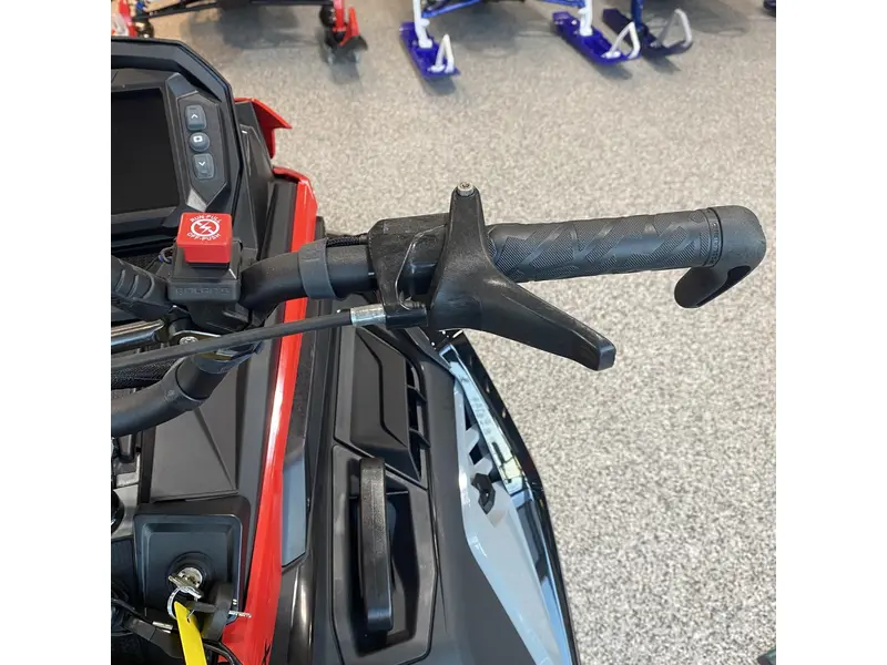 2025 Polaris 850 RMK KHAOS 165