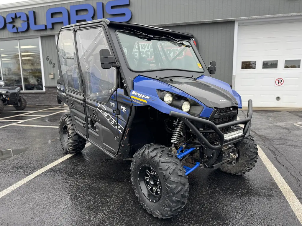 Kawasaki TERYX 2022