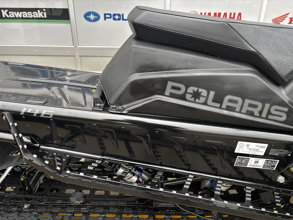 Polaris 850 Rmk Khaos 146 Slash 2025 alt