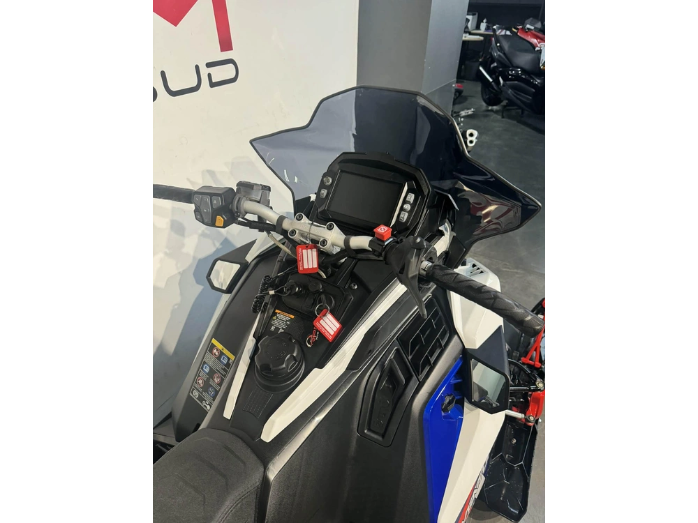 Polaris Prostar S4 Indy Adventure 137¨démo 2023 alt