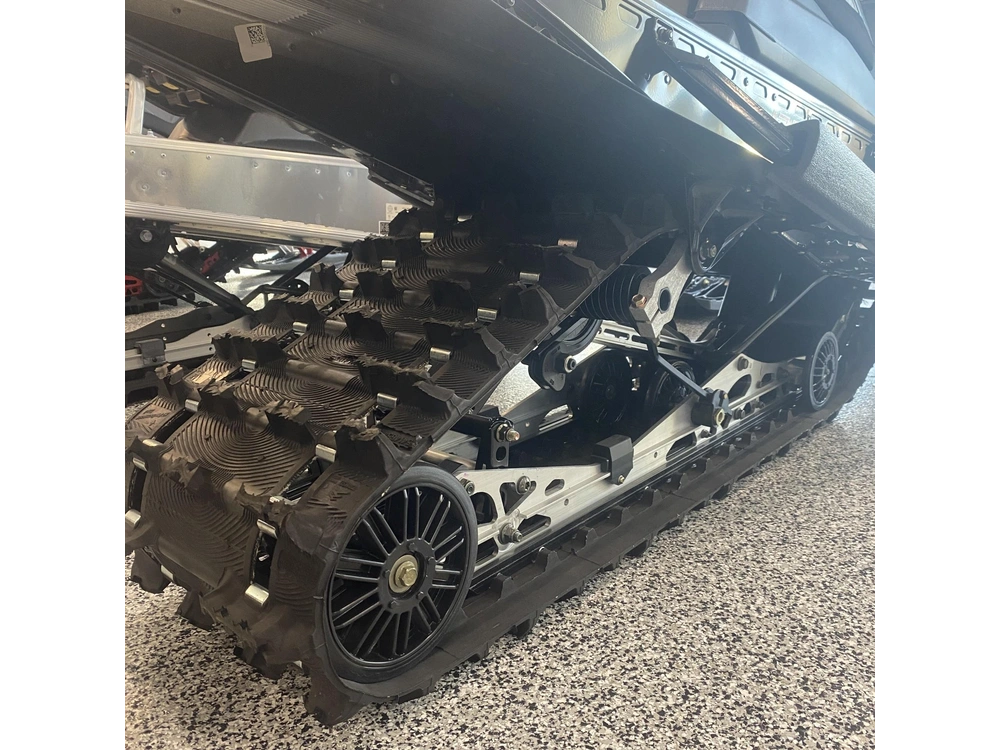 2025 Polaris 650 Indy Sp 137 alt