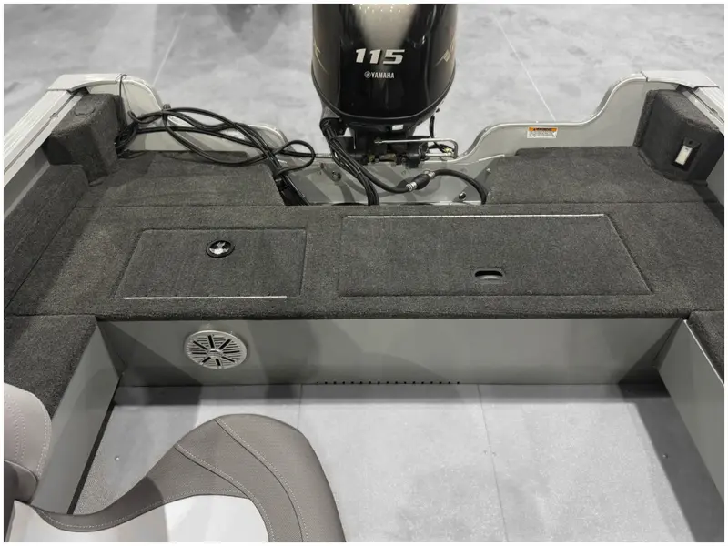 2023 Smoker-Craft Excursion 176 DC