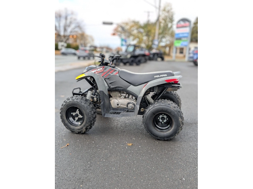 2020 Polaris Phoenix 200 - Storm Gray | 🌍 Concurrents Directs : Raptor 200 / Trx90 / Blaster 🌍 | alt