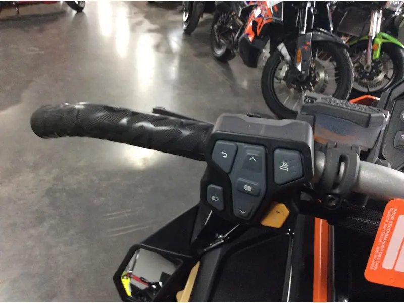 2022 Polaris DÉMO VR1 650 136