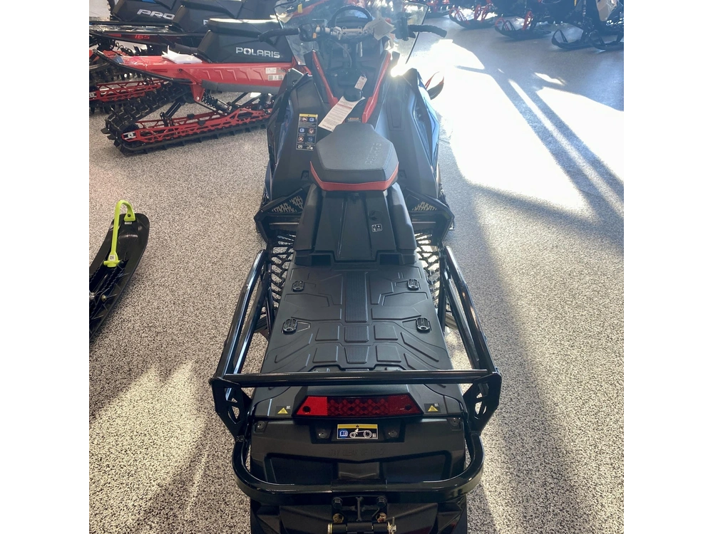 2024 Polaris Prostar S4 Voyageur 146 alt