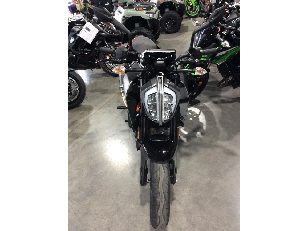 Ktm Duke 390 2023 alt