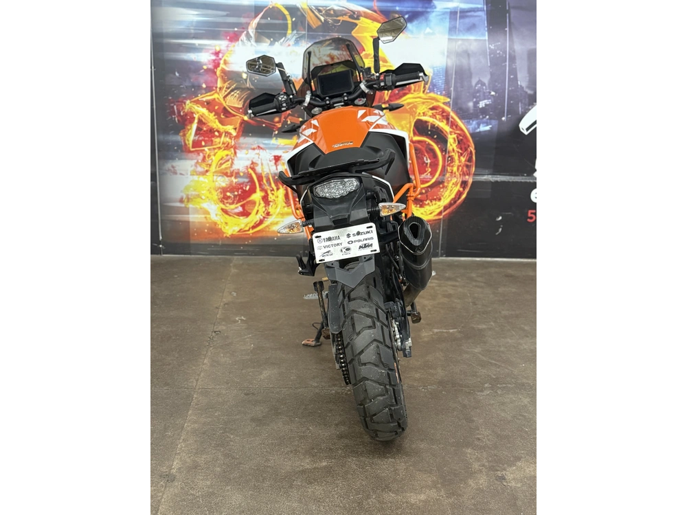 Ktm 1290 2023 alt