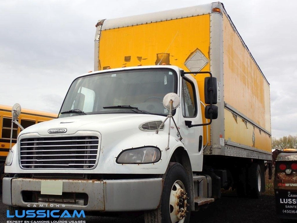 Freightliner M2-106 2013