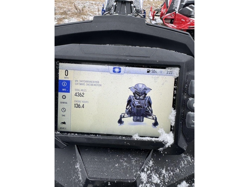 2022 Polaris 850 Indy Vr1 137 alt