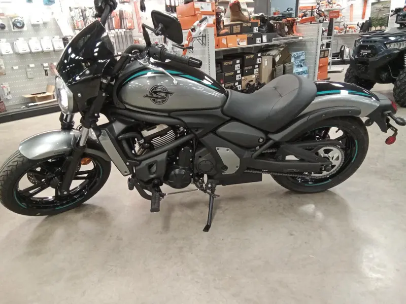 2025 Kawasaki VULCAN S CAFE