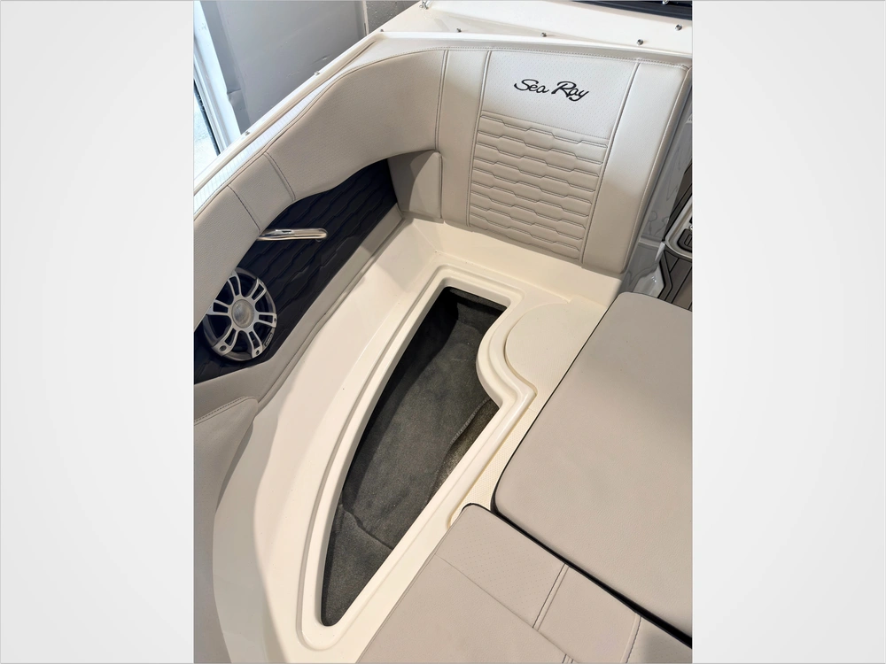 2024 Sea Ray Spx 210 No Luxury Tax* alt