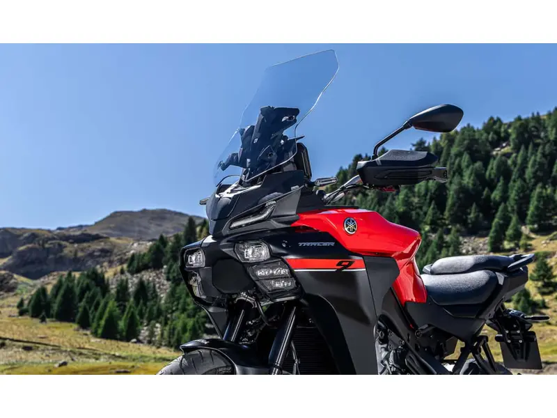 2025 Yamaha Tracer 9 Y-AMT thumbnail 3